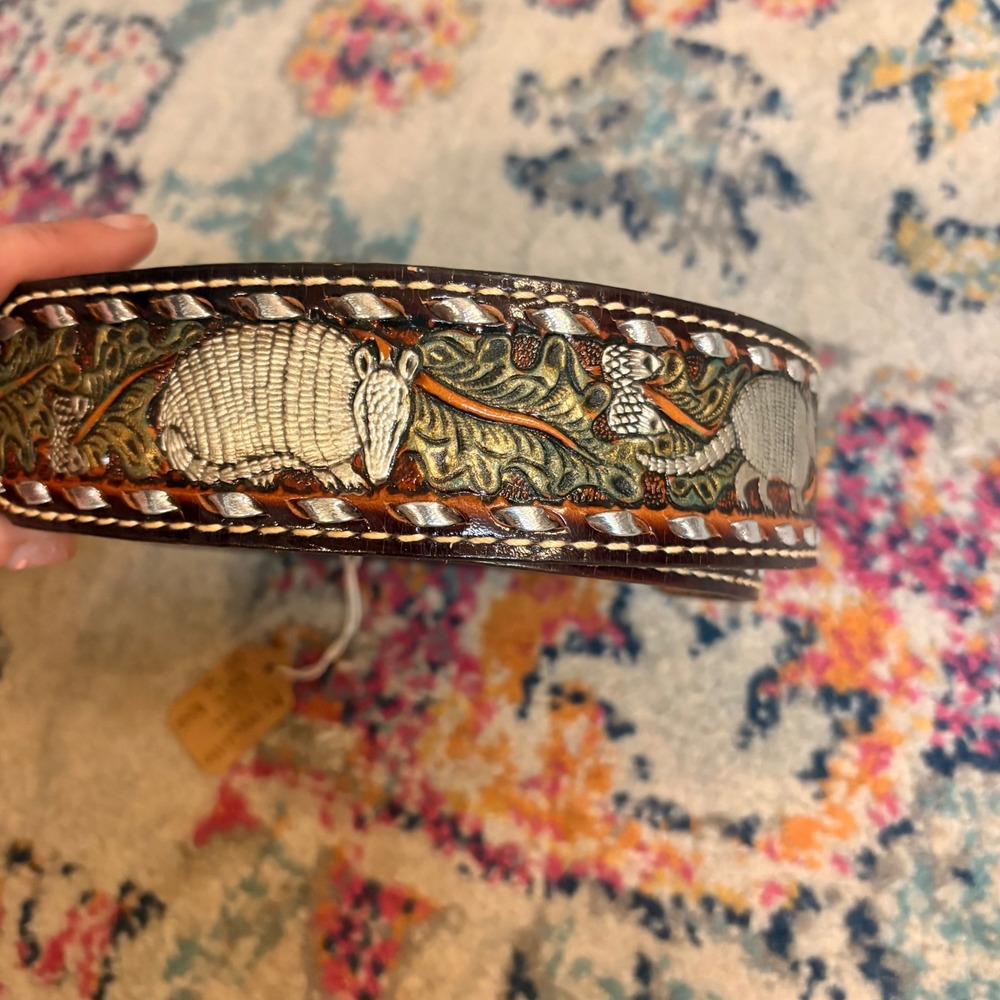 Vintage Richardson Saddle Shop Tooled Leather Belt Armadillo l CLIFF 38 Brown